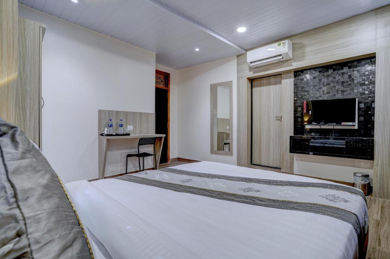 Hotel Arts International Bombaj Zewnętrze zdjęcie